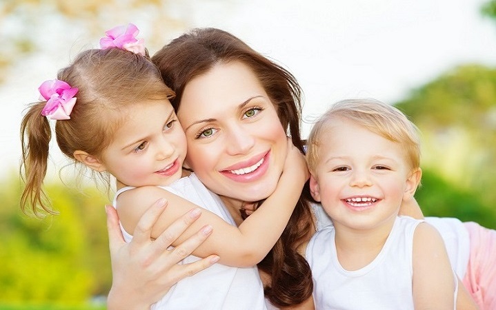 Mother and children - Micky Ha Ha story